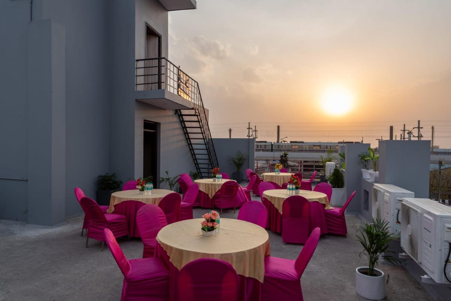 The Setu Hotel & Resorts Фаридабад Экстерьер фото